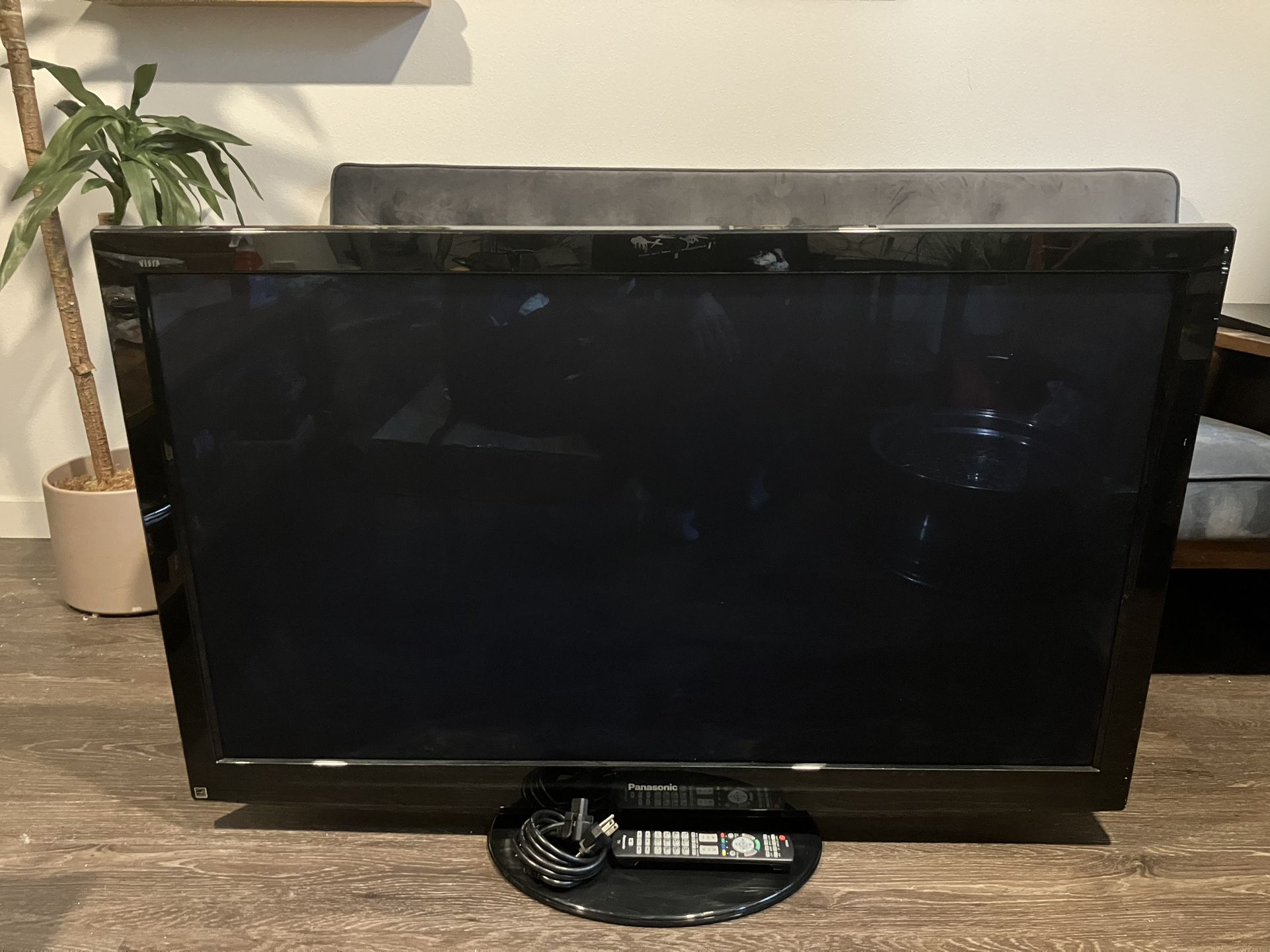 Free 50” TV (PENDING)