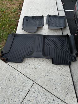 Weather tech Floor mats (aftermarket)