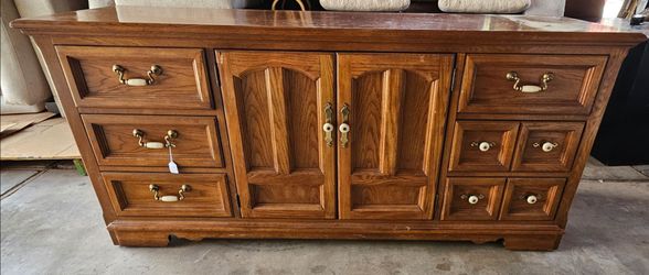 Thomasville Triple Dresser