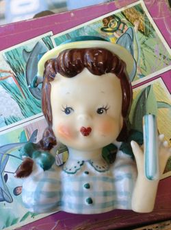 Collectible head vase