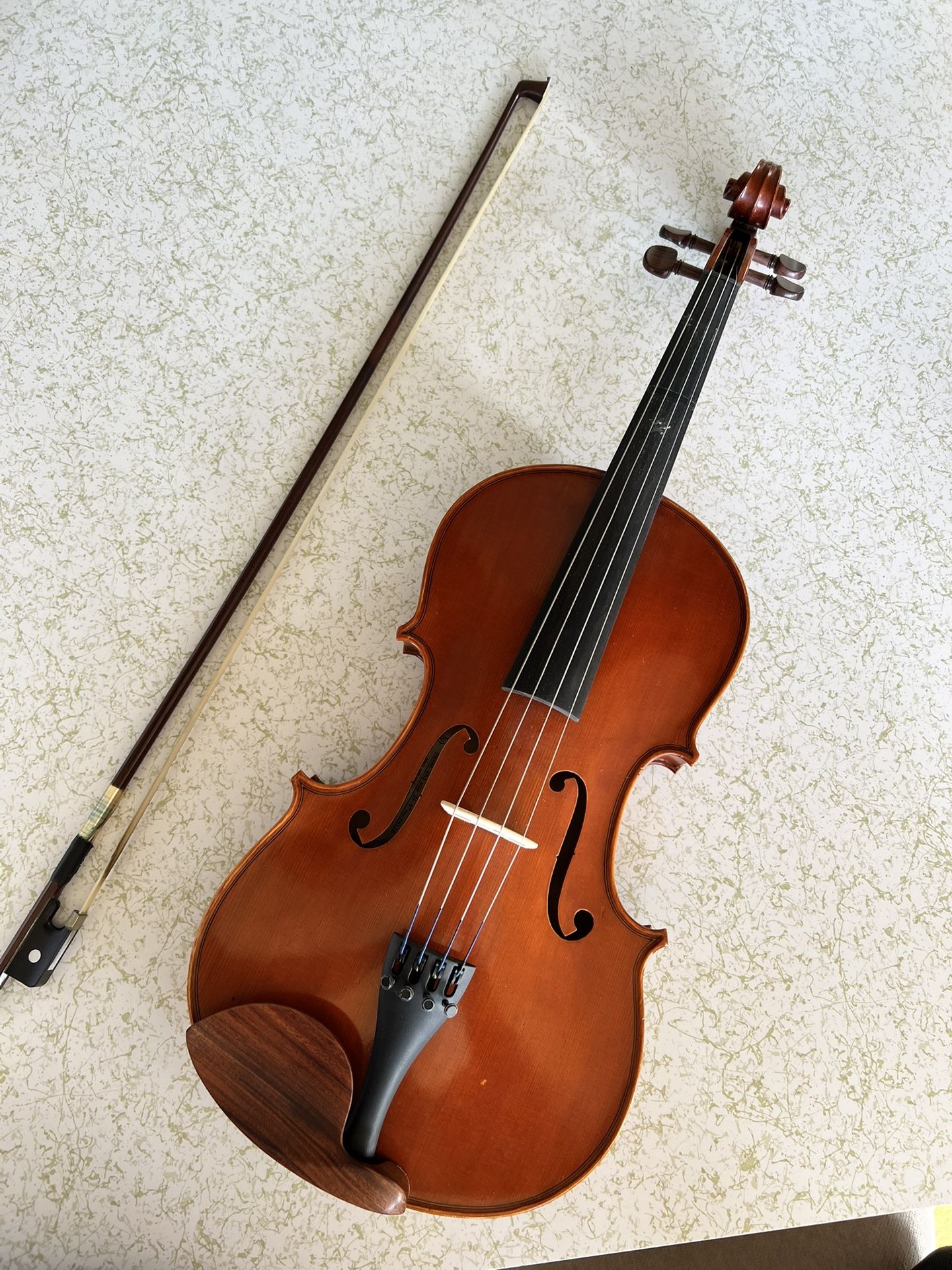Yamaha Viola 16.5”