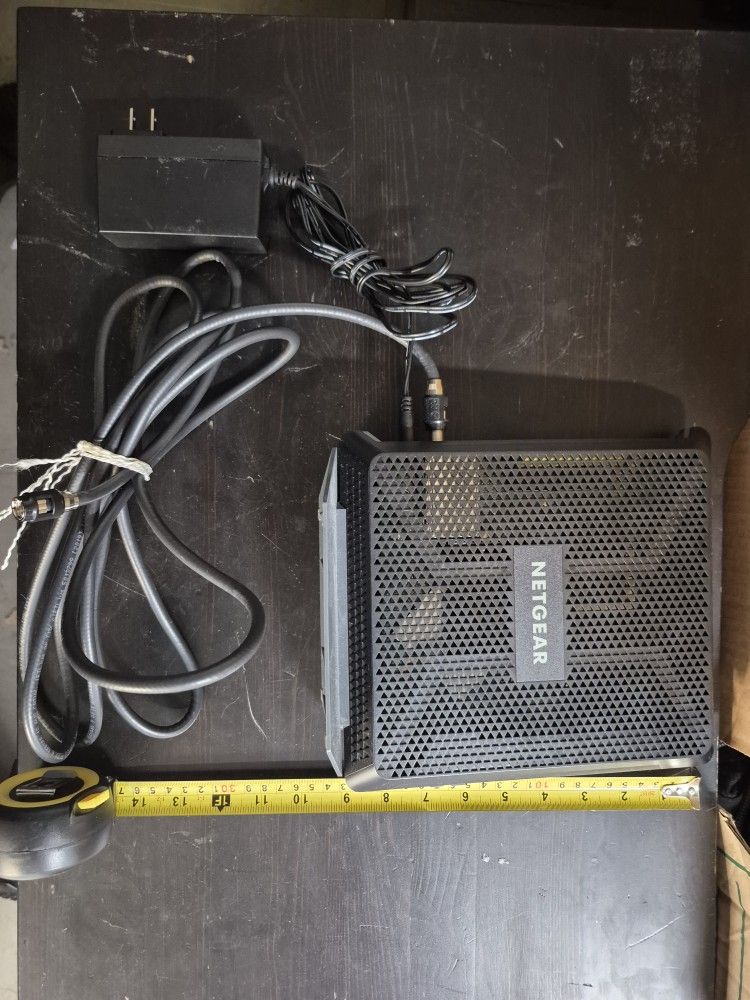 Netgear Cable Modem Router Model C7000v2