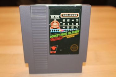 Donkey Kong Jr Math 5 Screw - Nintendo NES - Rare