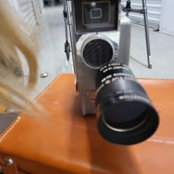 VINTAGE REVERE 35 MM CAMERA KIT