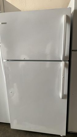 Tappan Top Mount White Fridge
