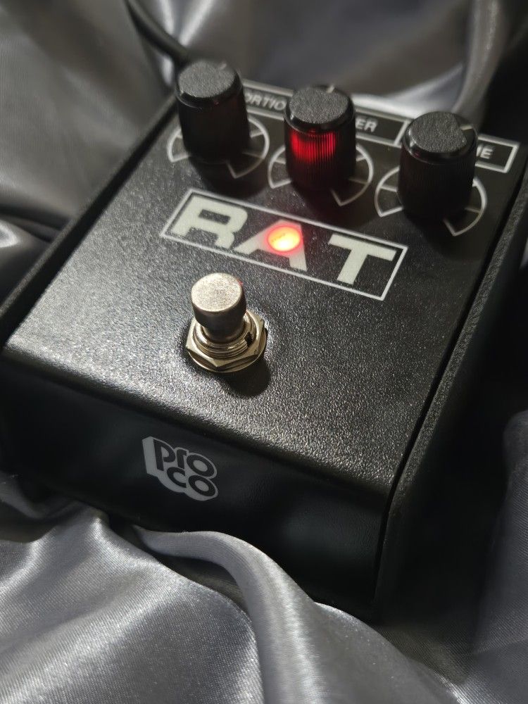 Proco Rat 2 Distortion Fuzz Overdrive Pedal For Electric Guitar Or Bass