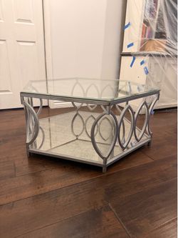 COFFEE TABLE / MESA DE CENTRO