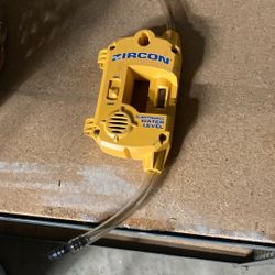 Electric Water Level