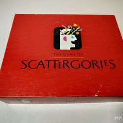 The Game of Scattegories Vintage 1988 Milton Bradley Board Game COMPLETE