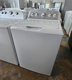 GE WASHER MACHINE.  4.2 CU.FT