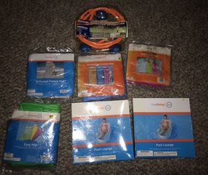 True Living Swimming Mat Lounge 