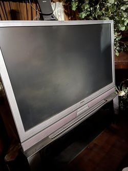 Mitsubishi Tv 55”