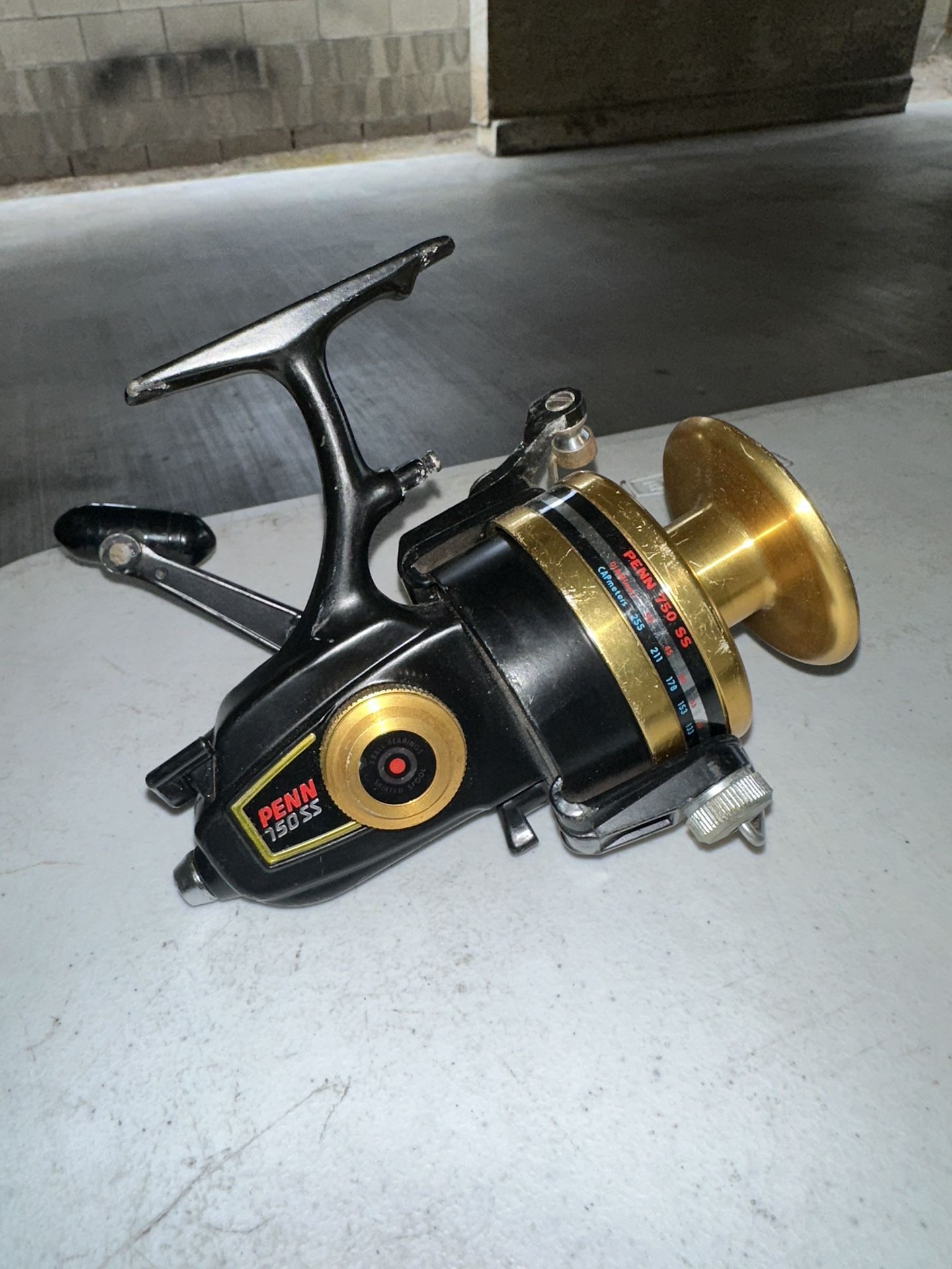 PENN 750 SS FISHING REEL