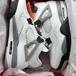 Jordan cement 4 Retro Sz 10.5 