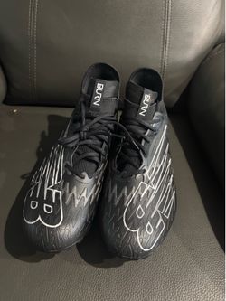 Cleats size 13
