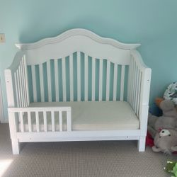 Crib That Converts To Toddler Bed 