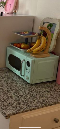 Retro Style Microwave