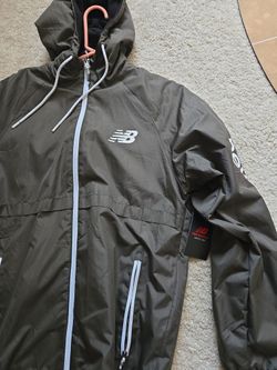 New Balance Men's Jacket SIZE SMALL