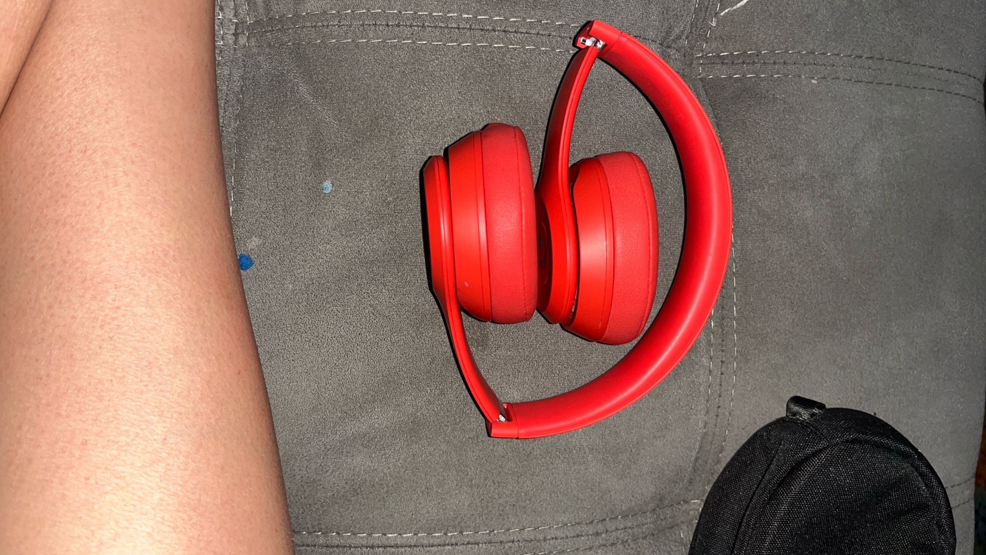 Red beats perfect condition