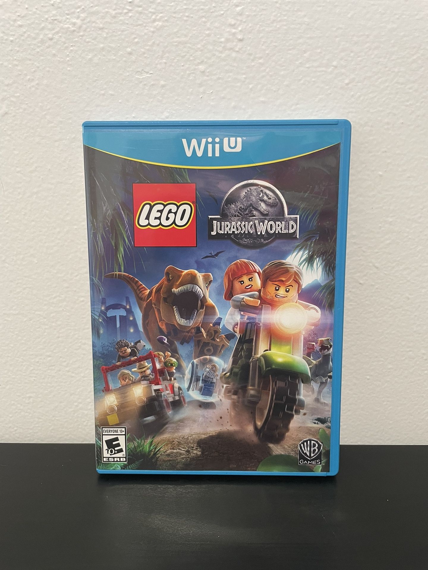 LEGO Jurassic World - Nintendo Wii U - Like New - CIB w/ Manual - Video Game