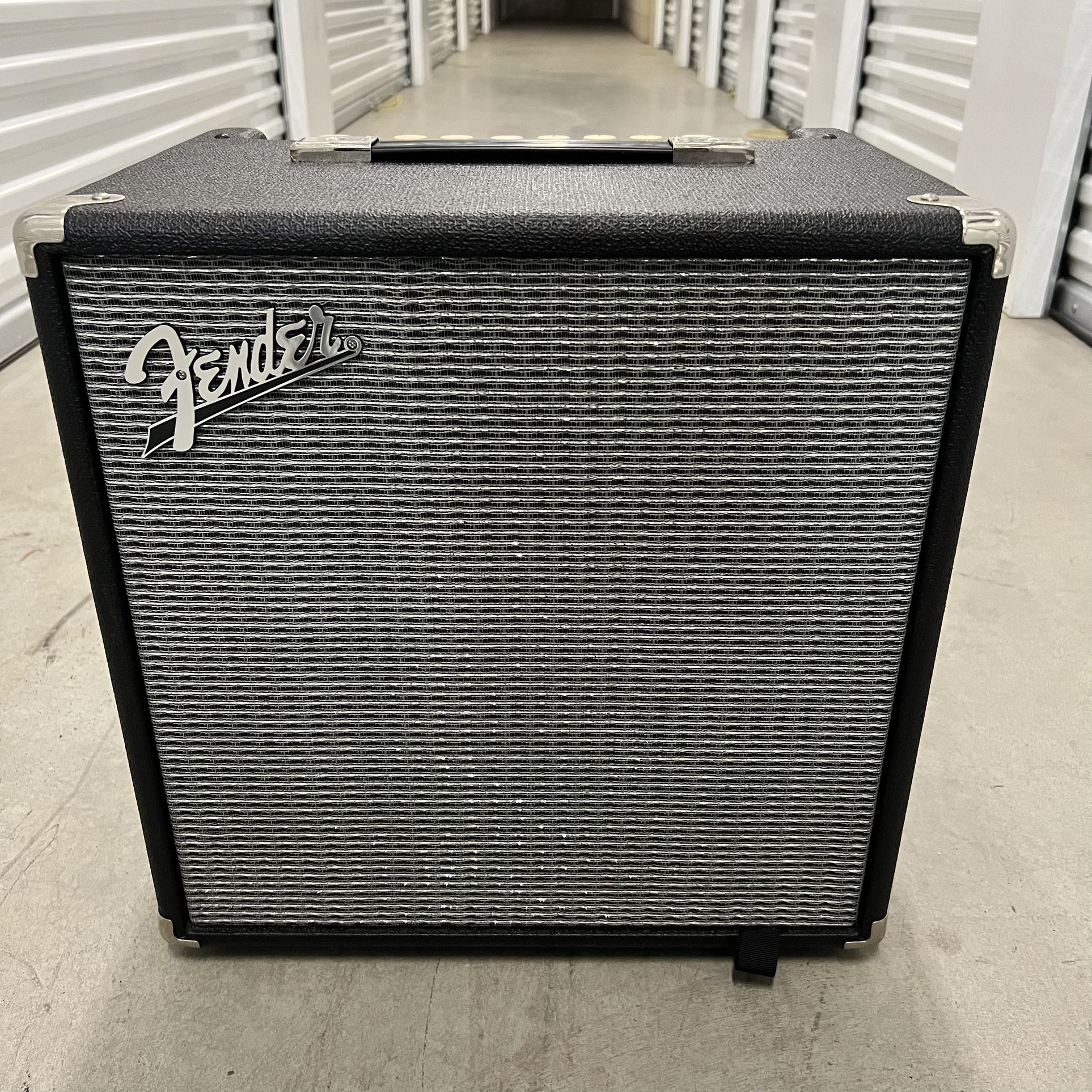 Rumble 40 By Fender 1x10 40w Bass Combo Amp Amplifier 10”