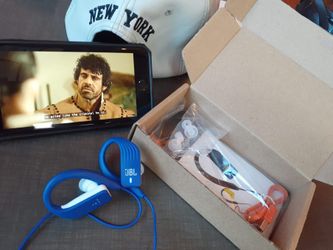 JBL Wireless BT Sports Waterproof In-earphones NEW