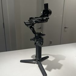 DJI Ronin Gimbal Stabilizer + Tripod – Smooth Footage (Great Condition)