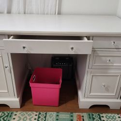 White Desk
