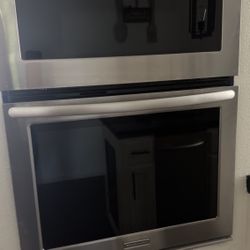 Kitchen Aid Microwave And Oven