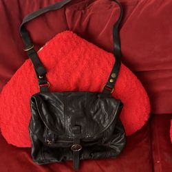 Lucky Brand All Leather Purse 