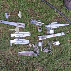 Door Hinges/Walk Ins