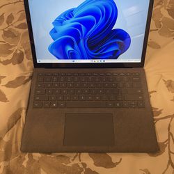 Microsoft Surface Laptop Ryzen 5 ( Touch Screen )