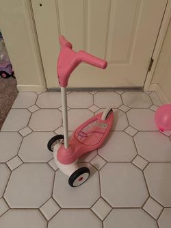 Radio Flyer Kids Pink 3-Wheel Scooter