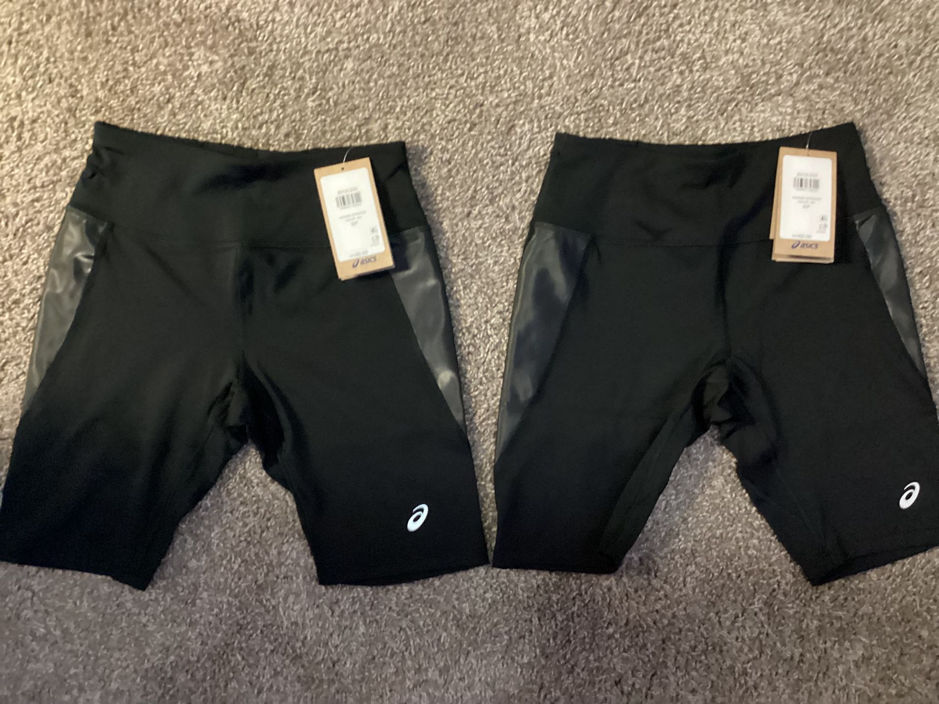 Brand New Women ASICS Kasane Sprinter Shorts Size Small🔥🔥🔥