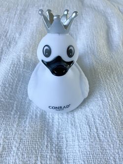 Conrad Tokyo Rubber Duck with Crown