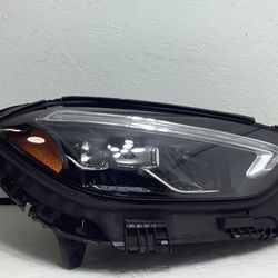 2022 2025 Mercedes Benz C300 right LED headlight (1AA)