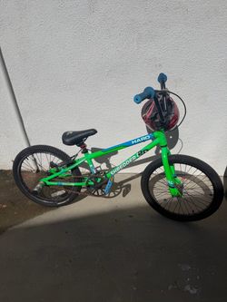 Haro Shredder 20 boys bike