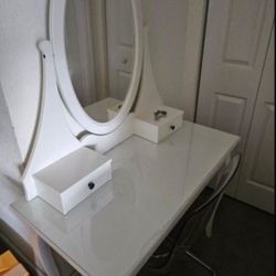 Vanity And Chair 