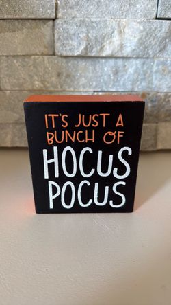 Halloween decor - Hocus Pocus
