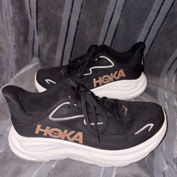 Women’s Hoka Bondi 9 
