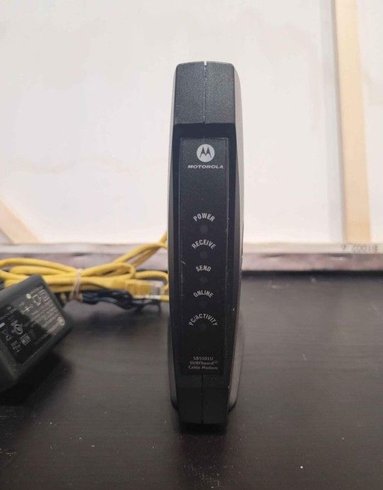 Motorola SURFboard SB5101U Cable Modem 563452-001-00 DOCSIS 3.0