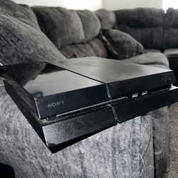 PS4