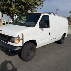 2001 Ford E-250