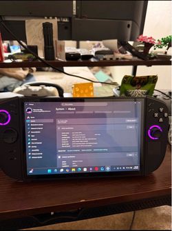 Legion Go 2 - 8.8” 144 Hz 2k OLED Gaming Handheld - AMD Ryzen Z2 Extreme - 32 GB - 1TB - Windows