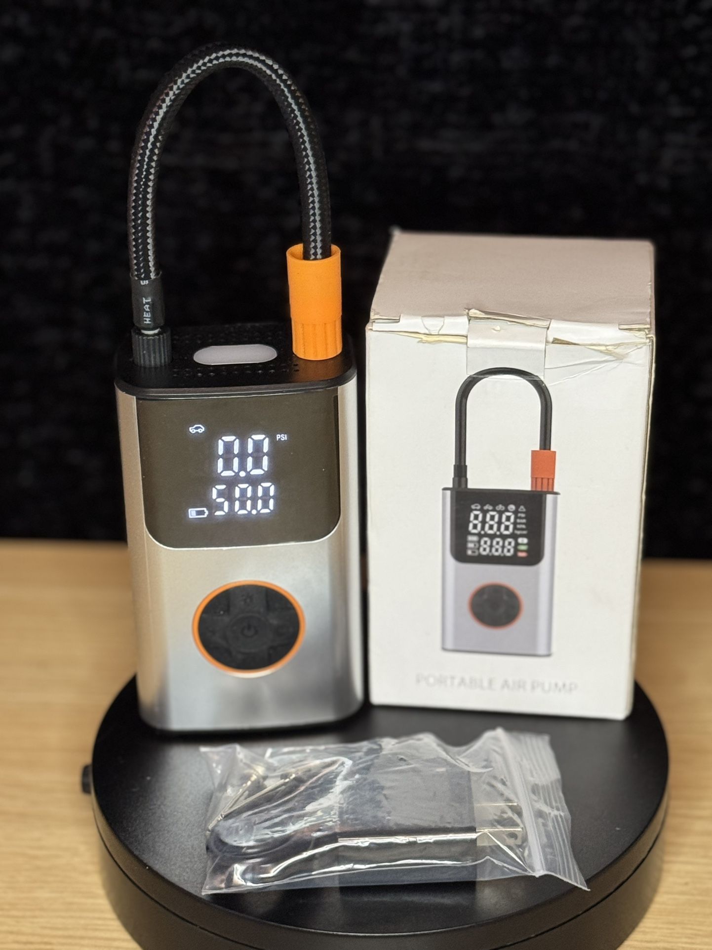 Portable Compact Air Compressor With Light