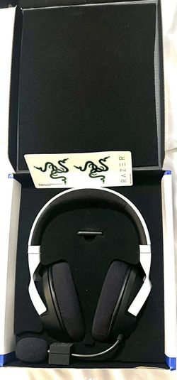 Razer Kaira HyperSpeed Wireless Gaming Headset for PlayStation 5 / PS5, PS4, PC, Mobile: 50mm Drivers - HyperClear Cardioid Mic - Memory Foam Cushions