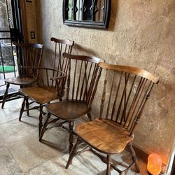 4 Dining Chairs Wooden Windsor  Chairs Antiques 