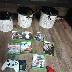 Xbox One With Games/Accessories 