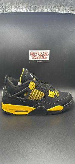 Jordan 4 Retro Thunder (2023) Sz. 9