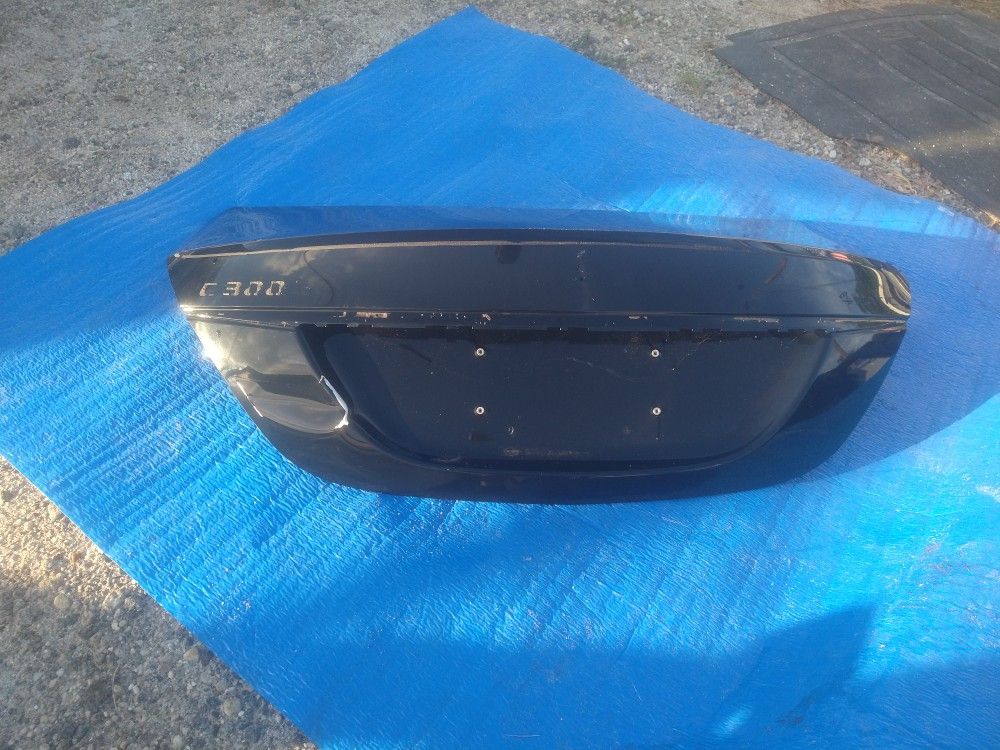 Trunk Lid For A Mercedes E300 This Is A OEM Part